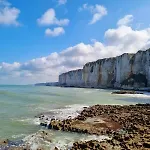 Maupiti Proche Etretat Et Fecamp Vattetot-sur-Mer